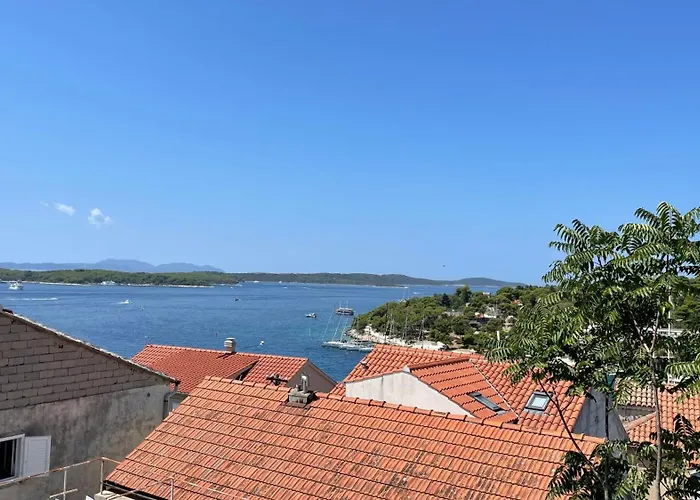 Yukka Comfor Center Hvar With Parking Apartament *